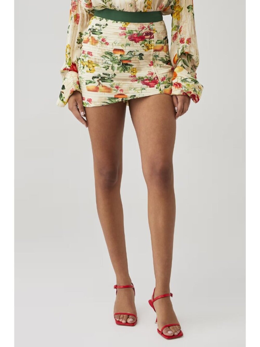 Rococo Sand Floral Pleated Mini Skirt Size Small 39147